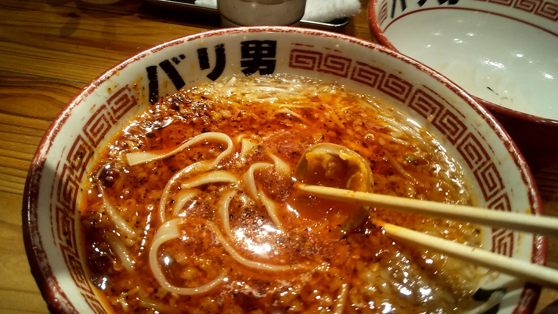 バリ男日本橋店のつけ麺のつけ汁のアップ