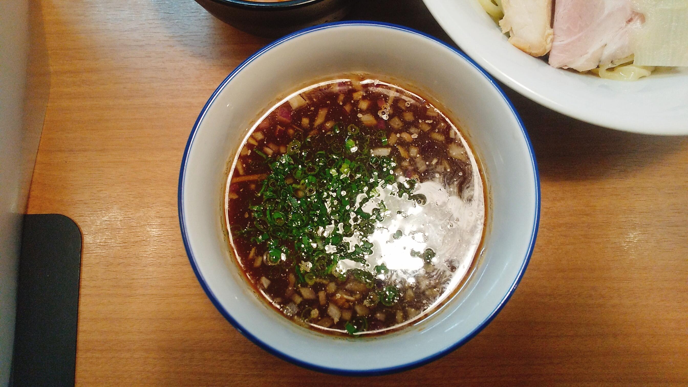 麺屋福丸の特製つけ麺のつけ汁写真