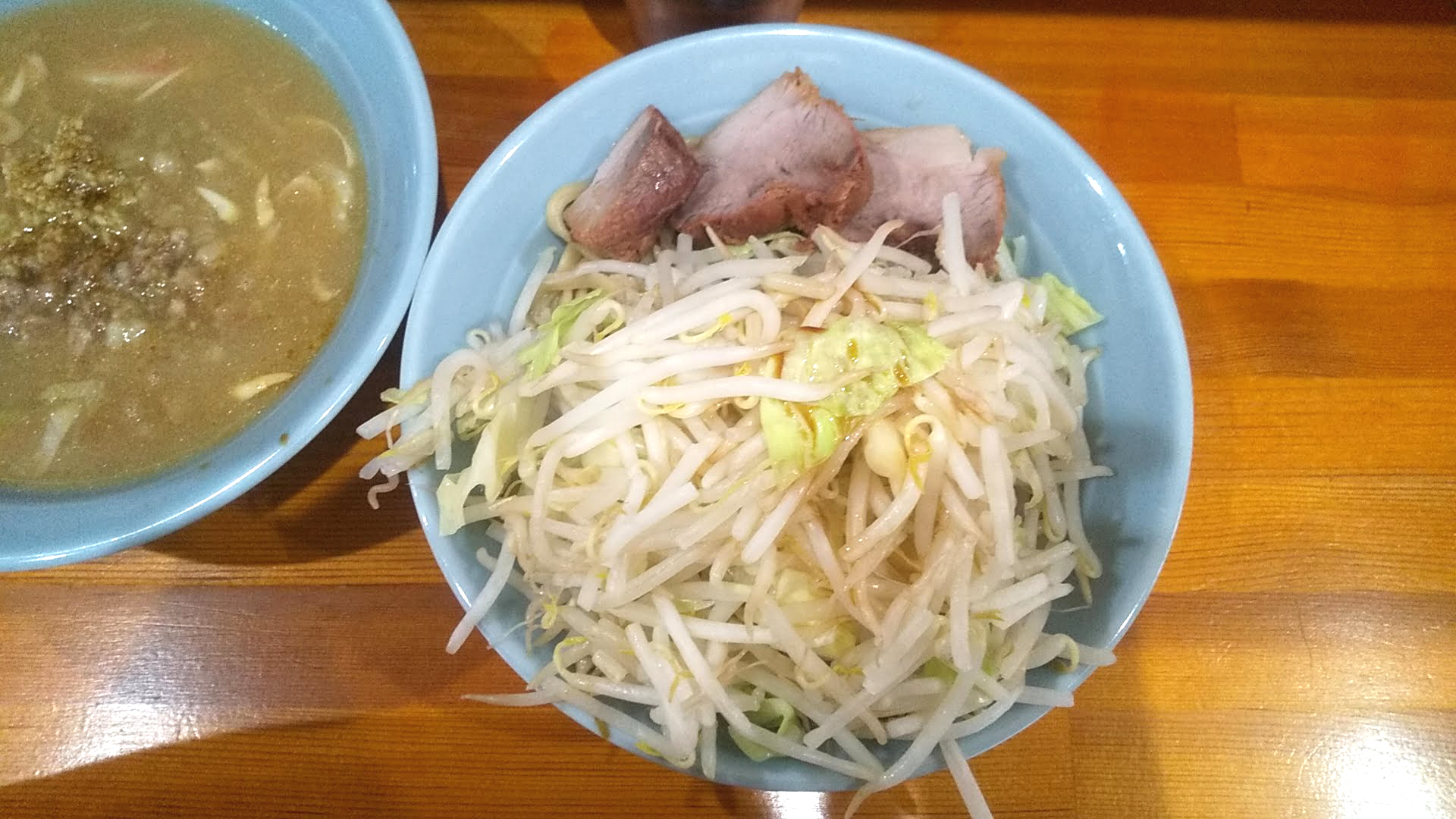 盛太郎のつけ麺の麺皿の写真