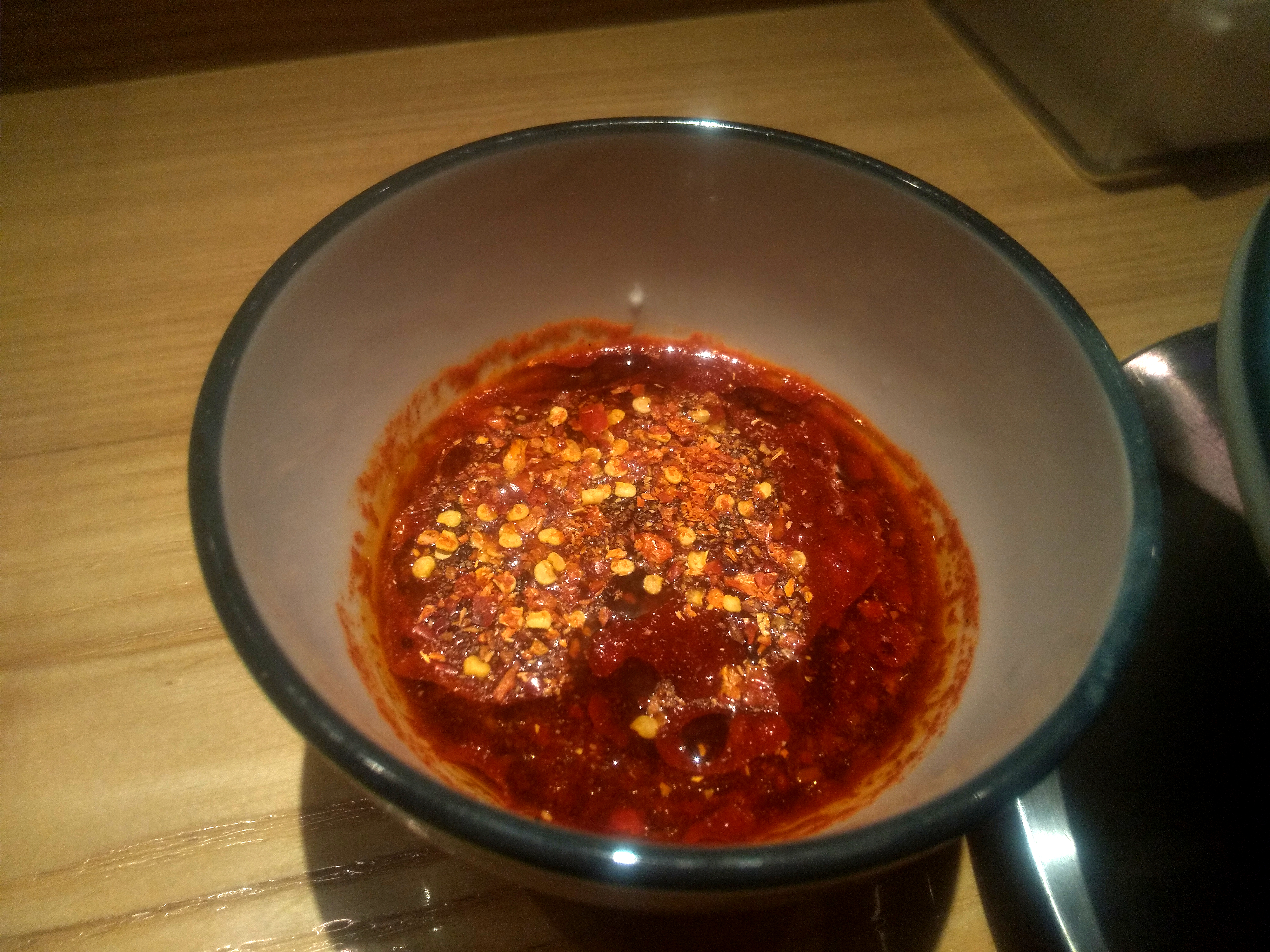 AFURI辛紅の辛紅つけ麺のつけ汁の写真