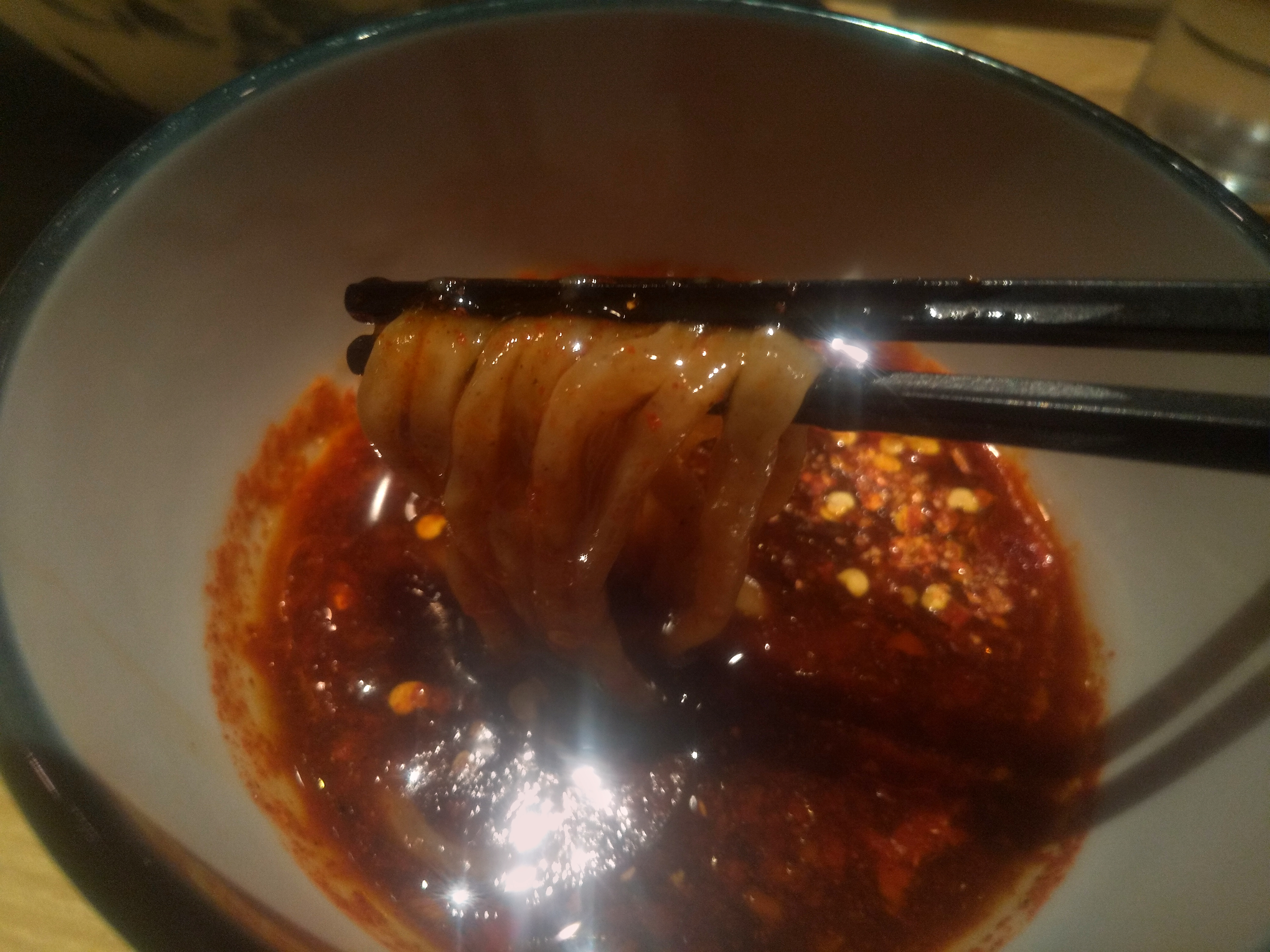 AFURI辛紅の辛紅つけ麺の麺リフト写真