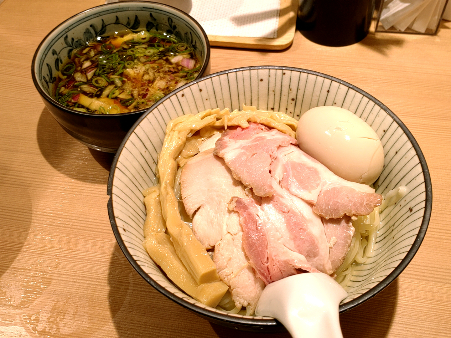 ふじ田の特製つけ麺 ～濃厚昆布水添え～の写真