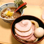 村岡屋の特製つけ麺の写真