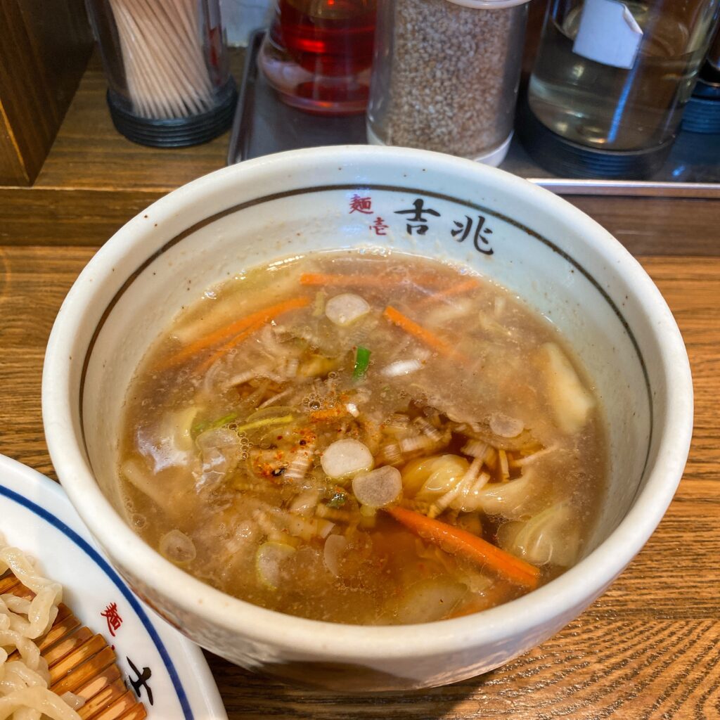 麺壱吉兆のスープ