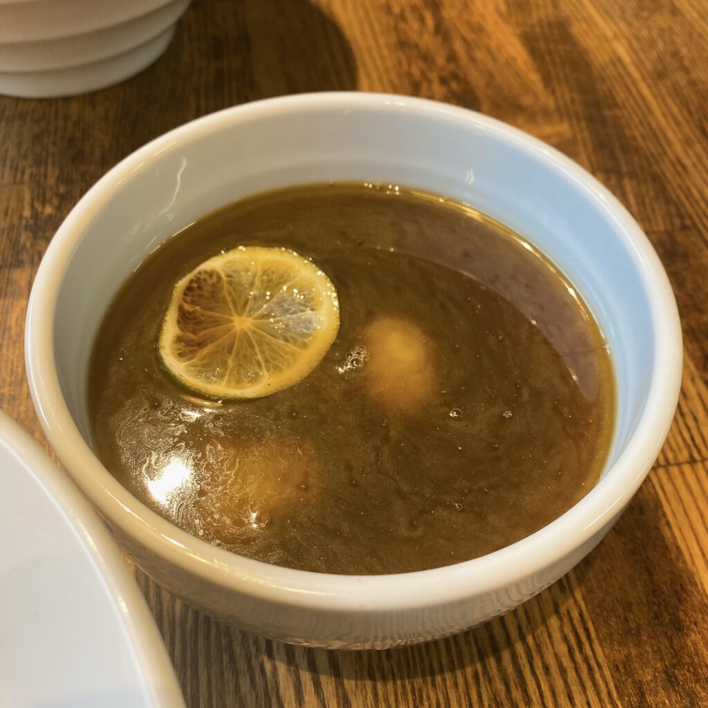 セキレイのスープ