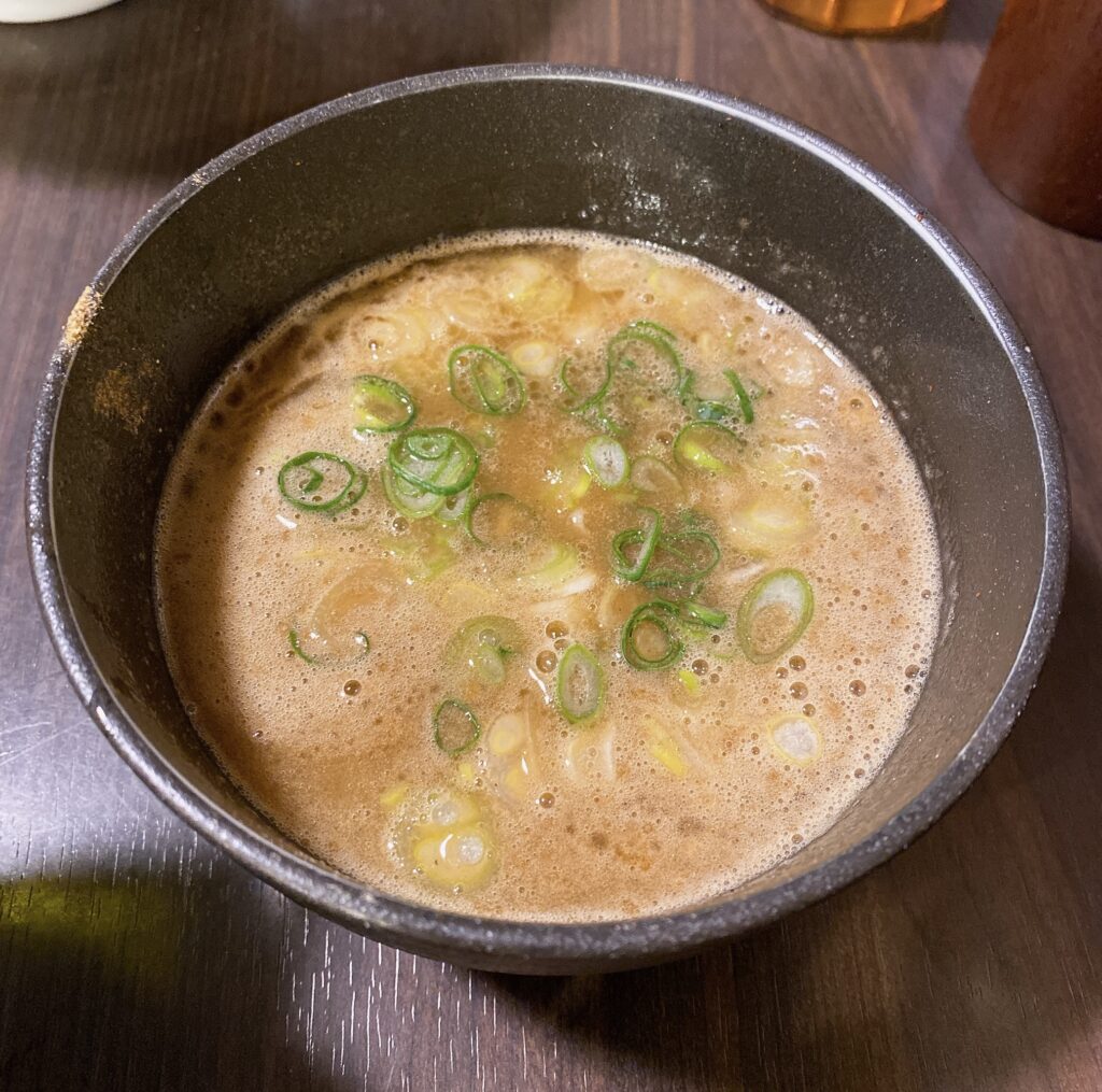 麺処 さとう 桜新町店のスープ