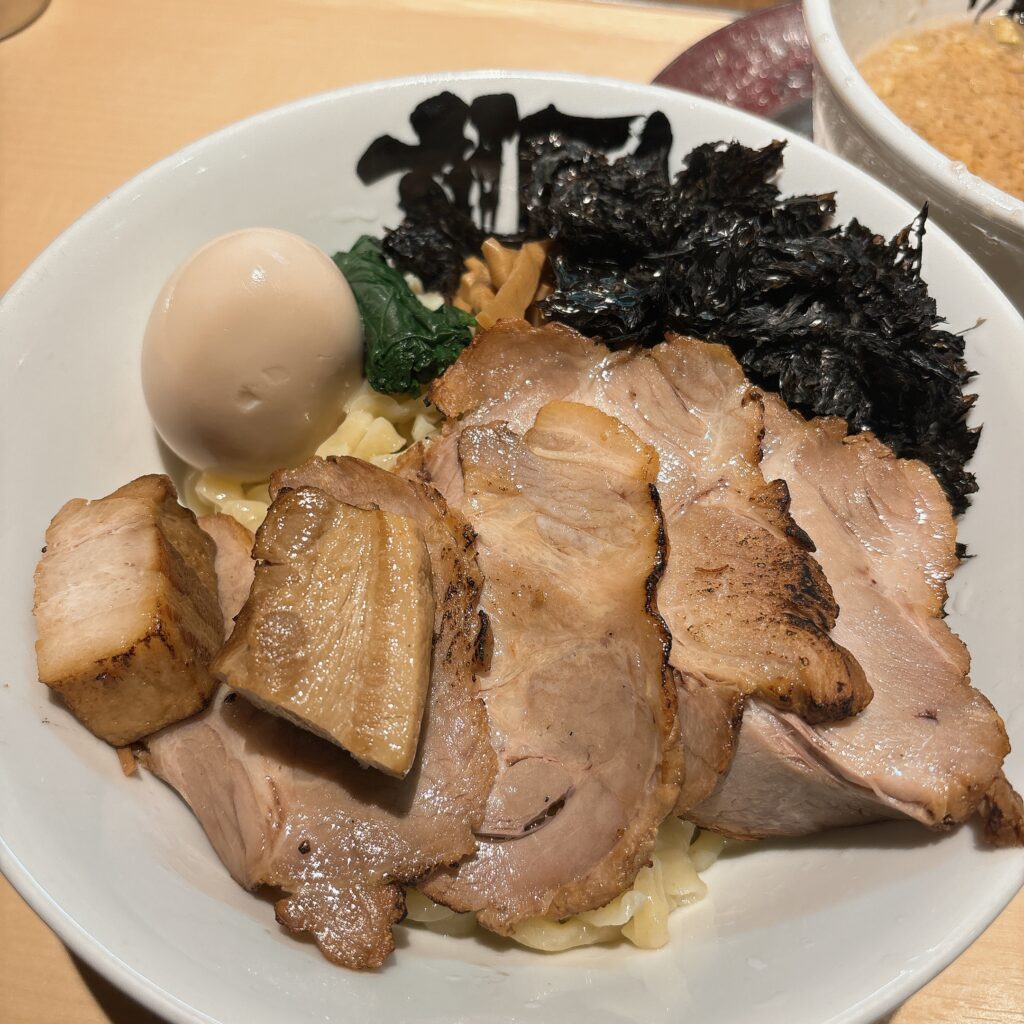 燕三条 豊潤亭の麺