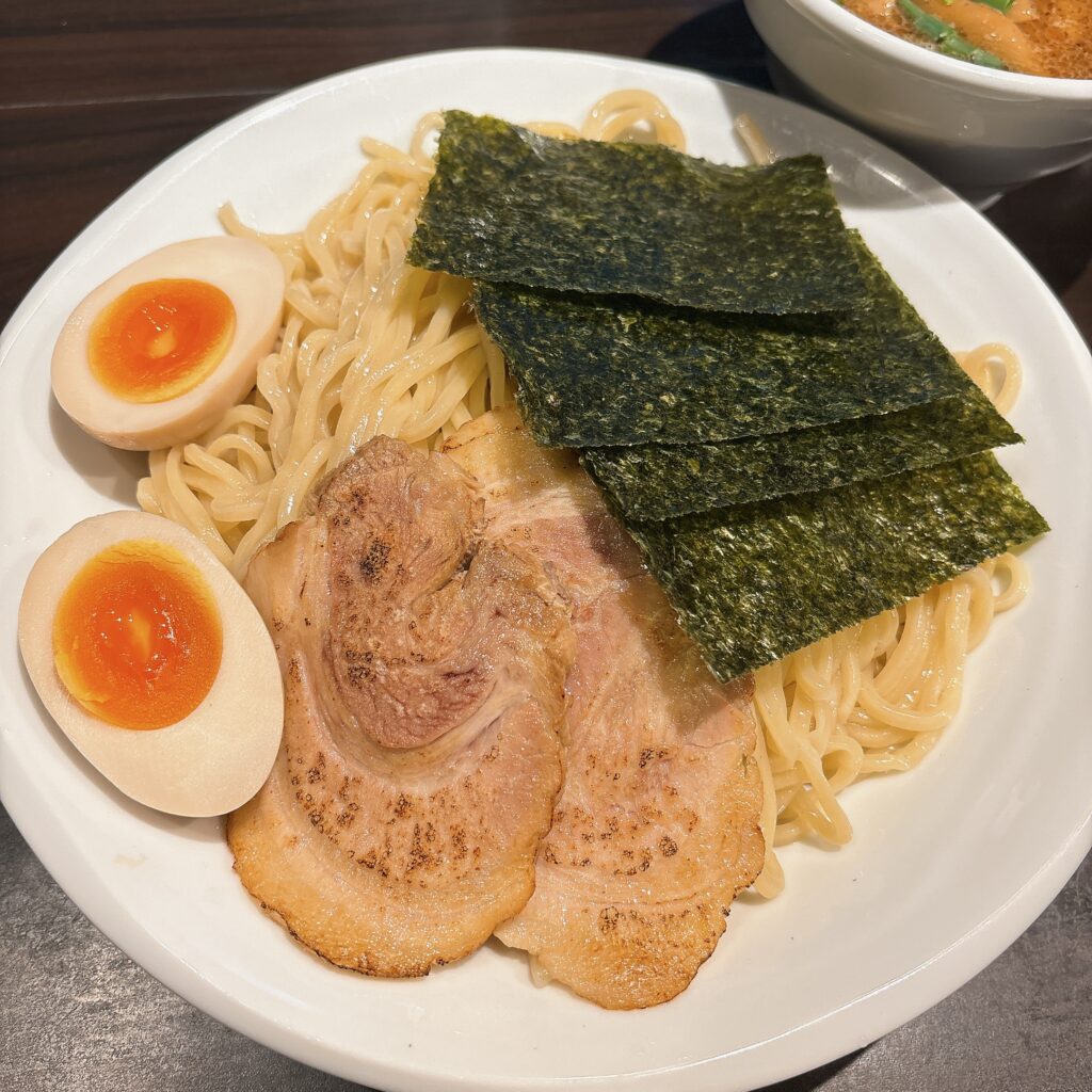 NOODLE DINING 鵺の麺