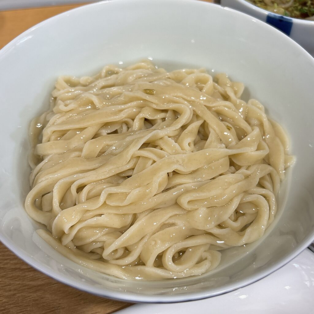 らーめん亭 ひなり竜王の麺