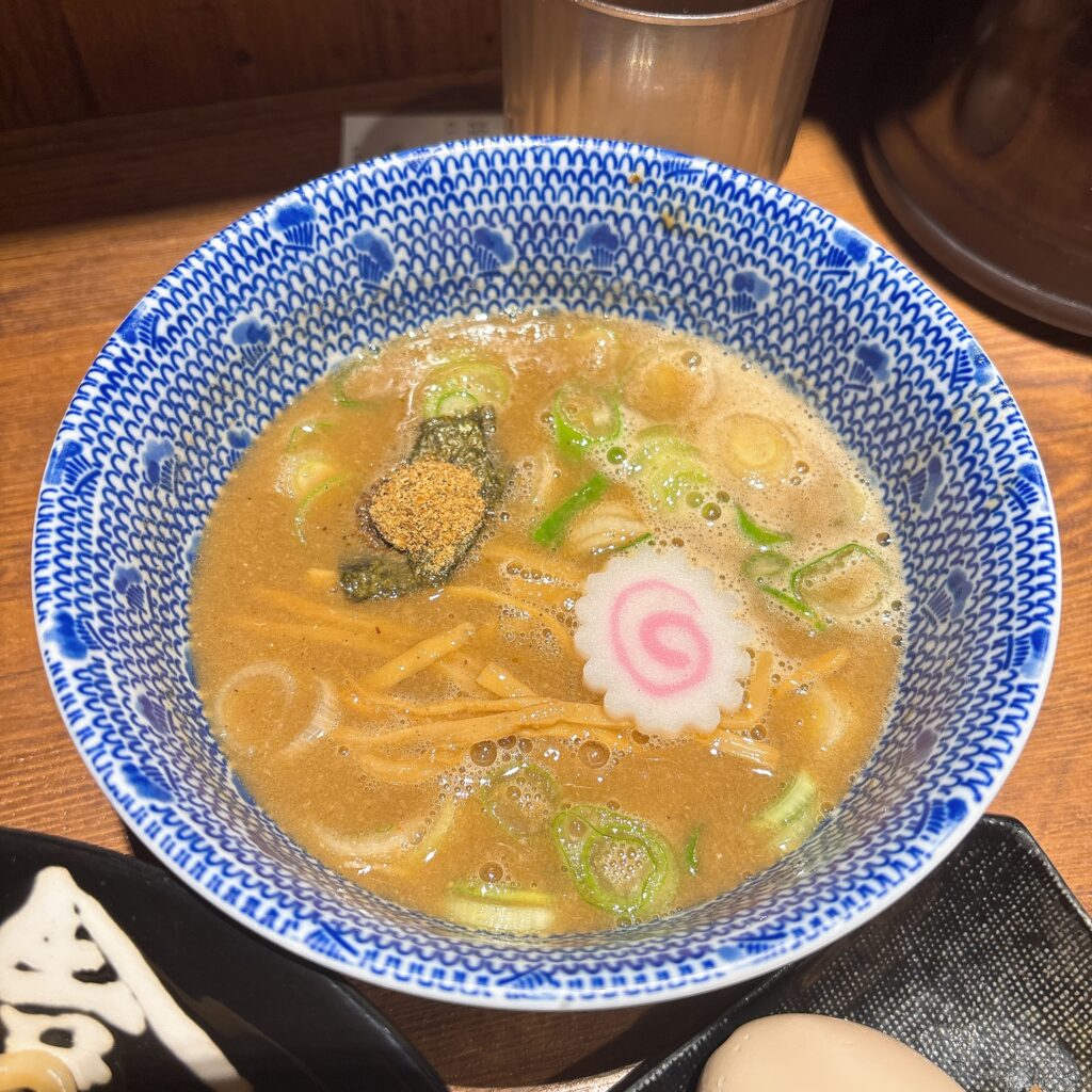 六厘舎 大崎店のスープ