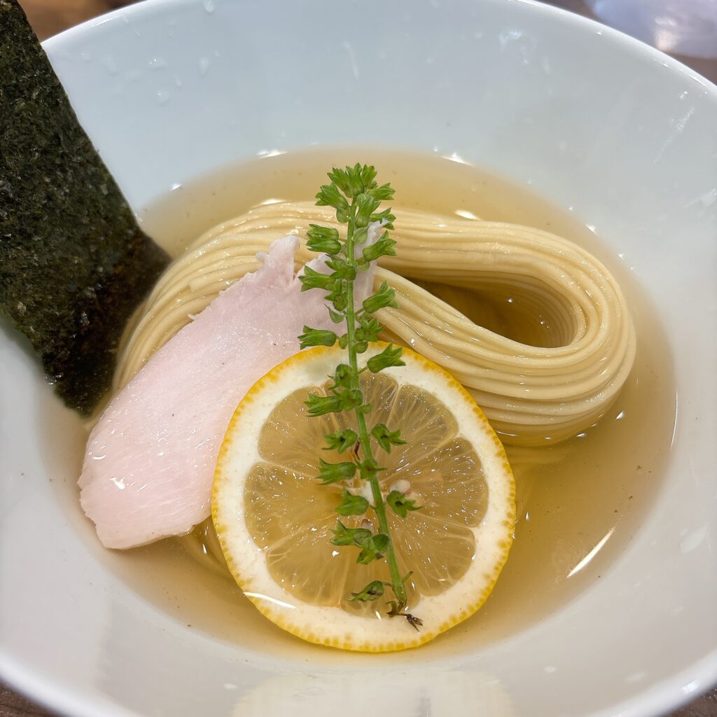 3931 WORKS.の麺