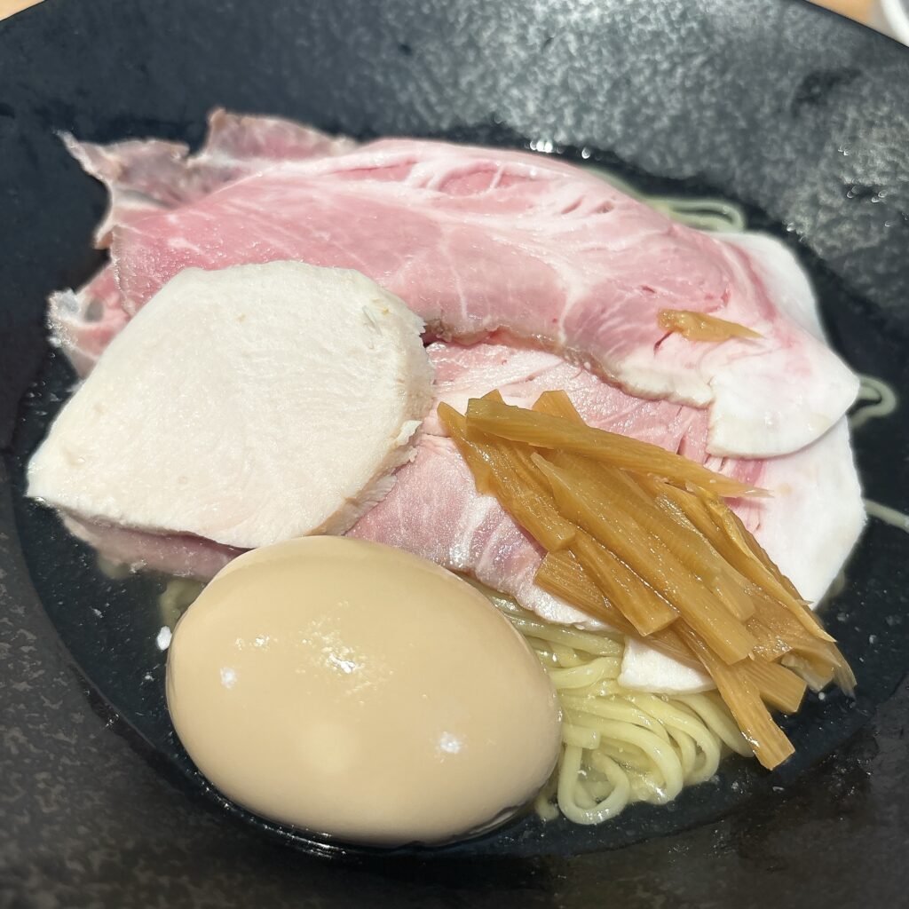 らぁ麺 鷹の羽の麺