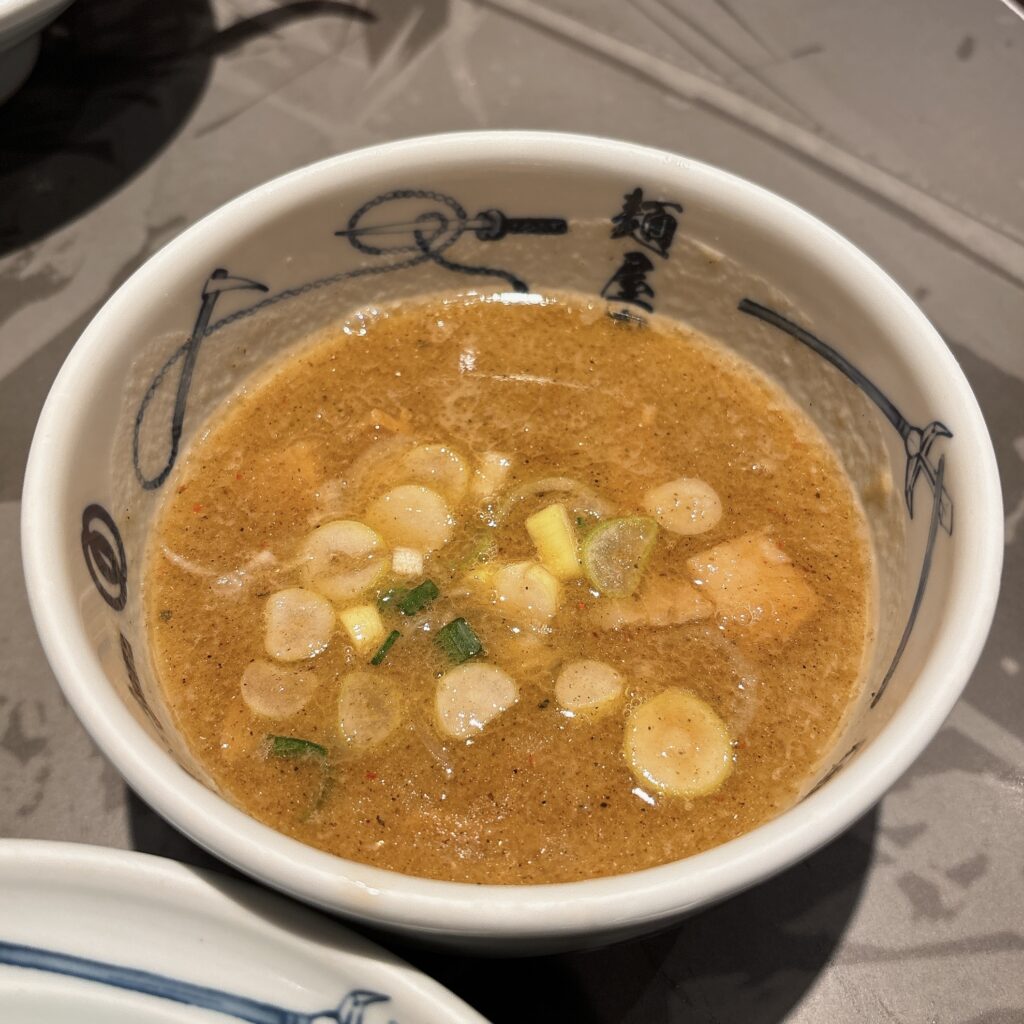 麺屋武蔵 浜松町店のスープ