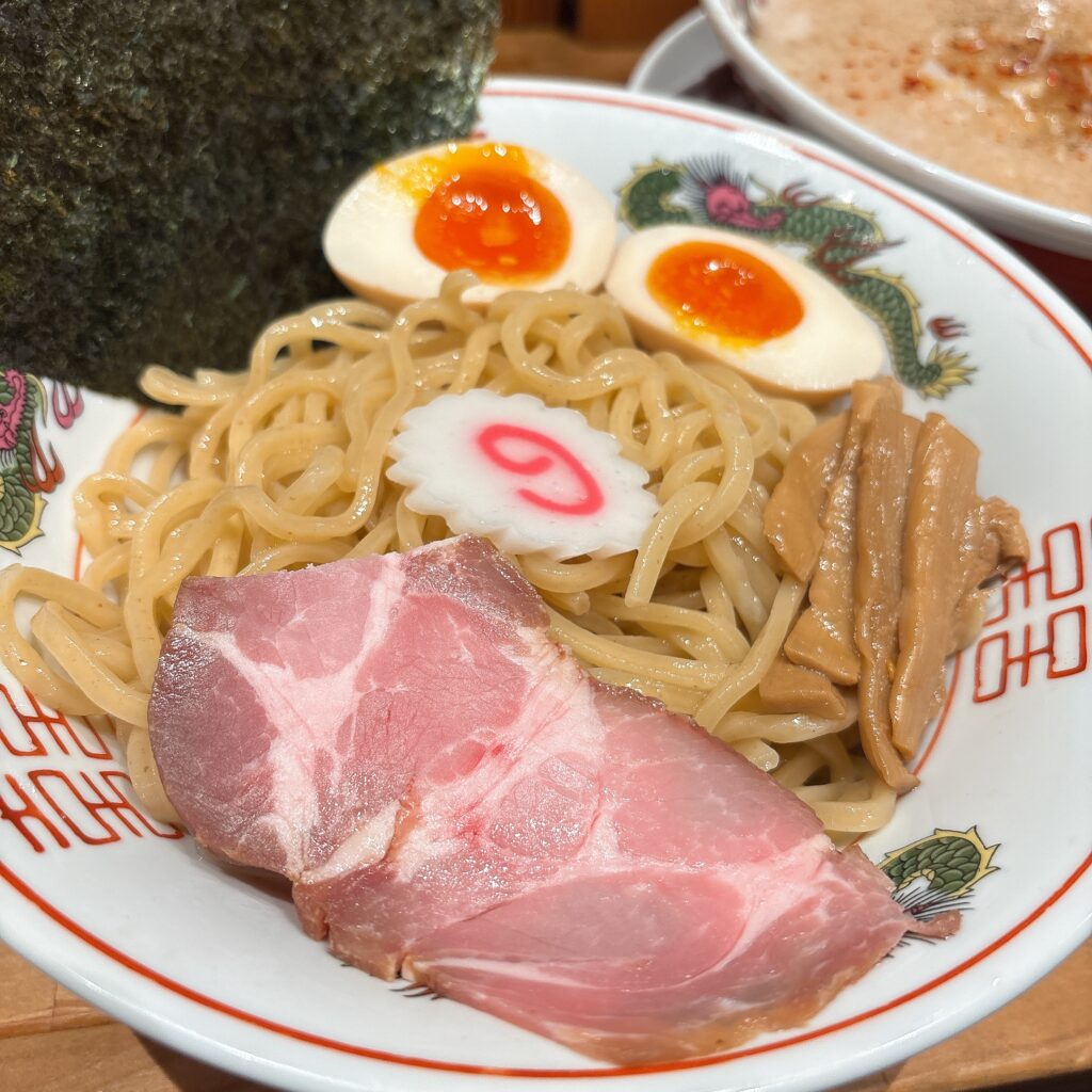背脂ラーメン チャッチャ亭の麺