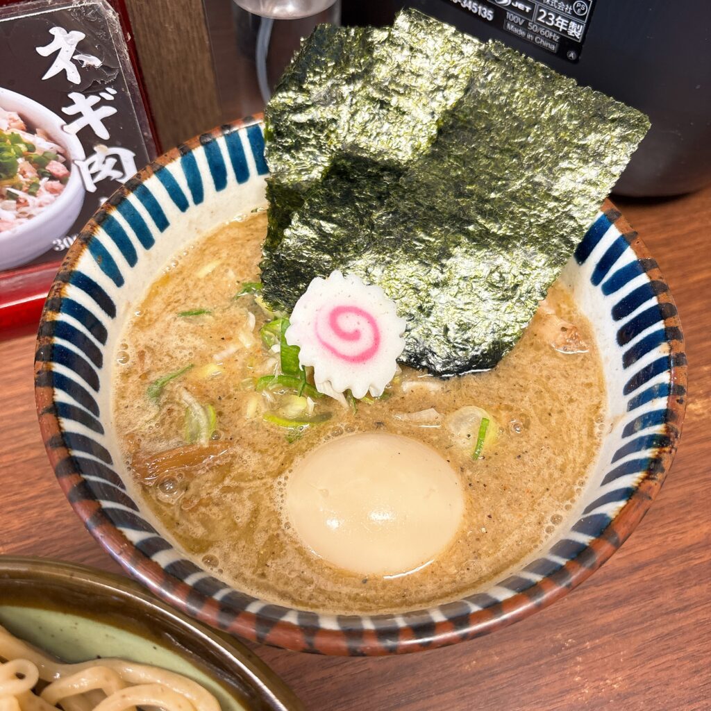 つけめん 三三㐂のスープ