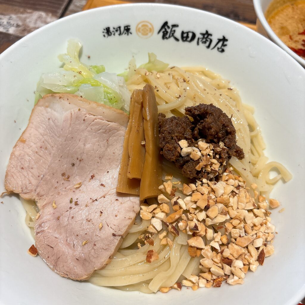 湯河原 飯田商店 ららぽーと沼津店の麺