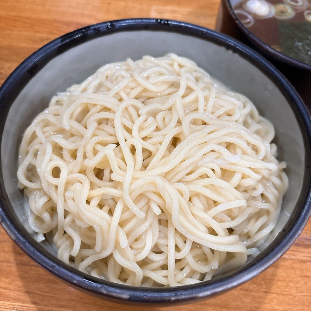 特製もりそば・らーめん サニーの麺
