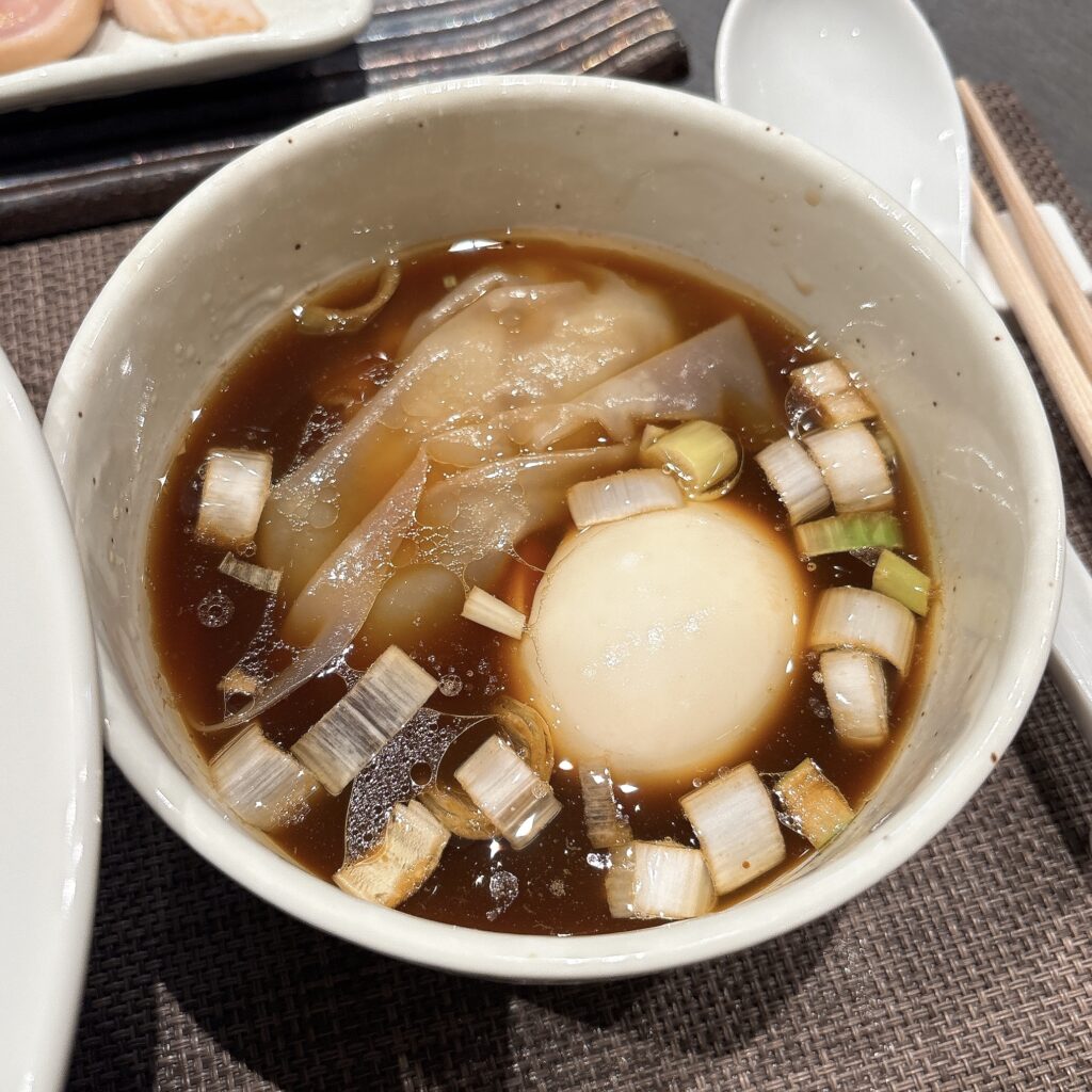 麺亭 英のスープ