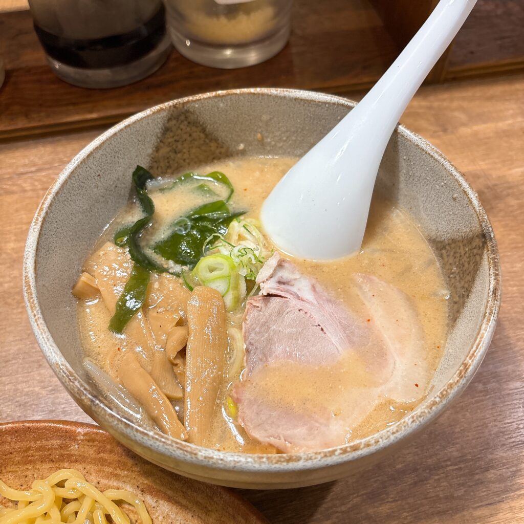 手作りの味噌らーめん 味噌樽のスープ